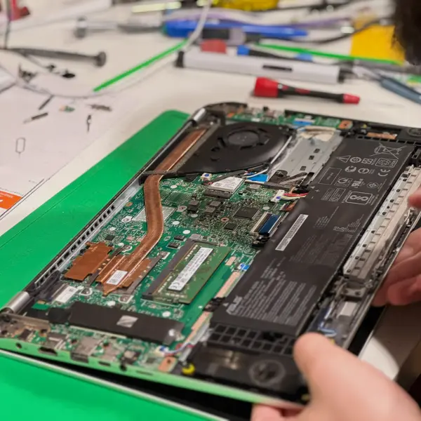 ACER Laptop startet nicht