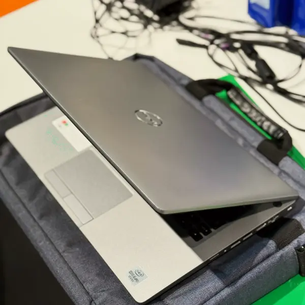 DELL Laptop Reparieren in Graz