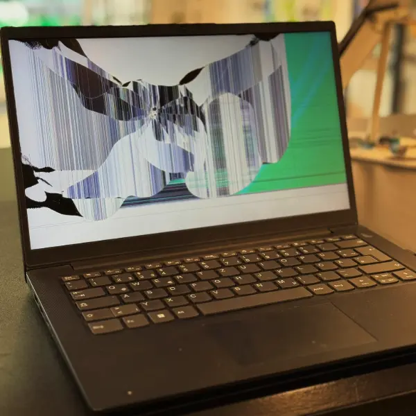 Lenovo V14 Displaytausch Graz